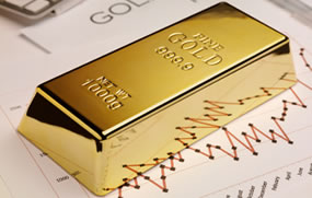 Gold falls on US fiscal and monetary uncertainty