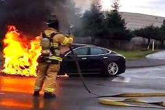 Owner of flaming Tesla says he's 'still a big fan'