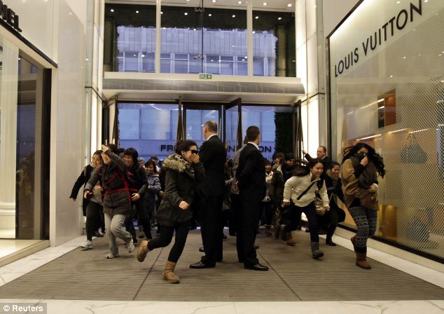 Hordes of Chinese flock to UK during Golden Week national holiday for designer …