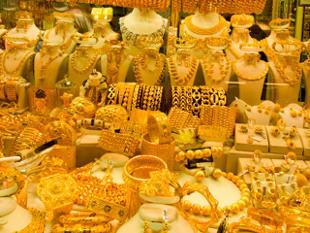Gold recovers on good buying; silver trades bearish