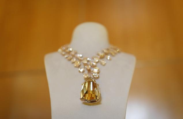 World's Most Expensive Necklace For Auction