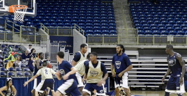 Wright on the mark for Pitt basketball in Blue-Gold scrimmage