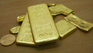 Gold, silver fall on profit booking, weak global trend