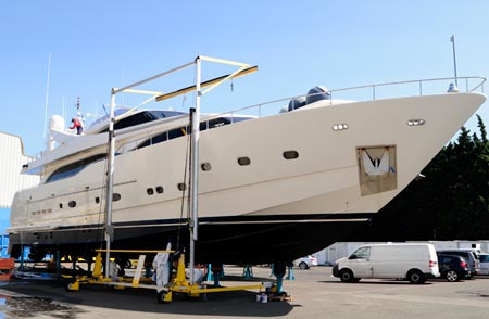 Domestic yacht makers growing with China's burgeoning market