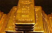 PRECIOUS-Gold lower on profit taking after 4-week high, weak oil