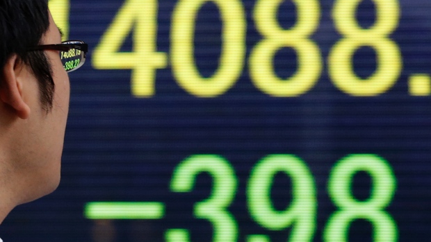 TSX adds to series of gains amid strong earnings news, improving global economy