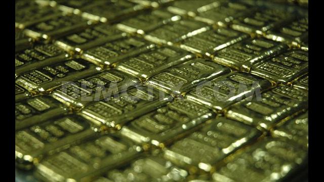 Jackpot: Cleaning Crew Finds $1.9M In Gold Bars In Airplane Toilet