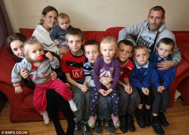 Mother of nine on benefits who blames it all on her 'loveless' middle class …