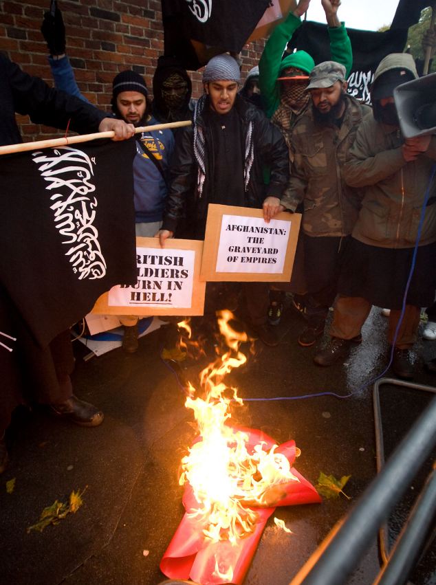 Muslim pounds rock British economy