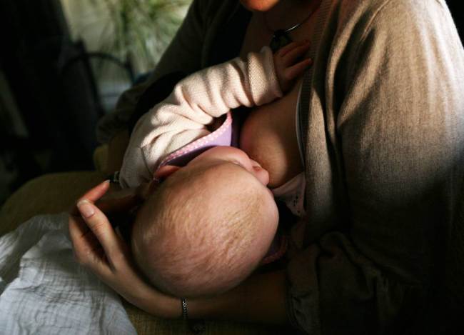 Britain to pay mothers as much as $340 to breastfeed their children