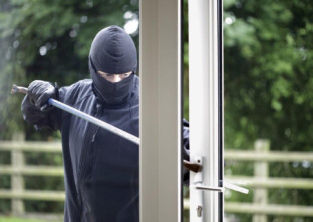 Travelling gangs are thought to be behind burglaries