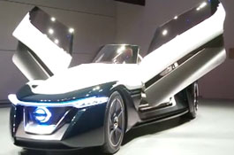 Tokyo Motor Show Focuses on Eco Cars