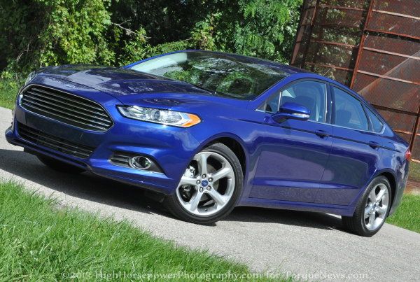 A Review of the 2013 Ford Fusion SE: Taking the Affordable Midsized Sedan to …