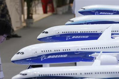 Boeing 787 Engines' Ice Risk Spurs FAA to Warn Airlines