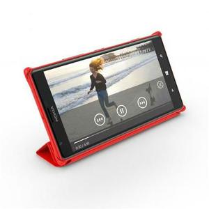 First look: Nokia Lumia 1520, HTC One Max