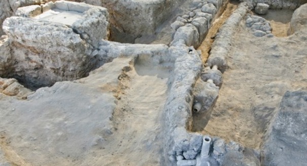 Ancient estate unearthed in Israel