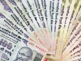 See downward pressure on rupee going ahead: AV Rajwade, AV Rajwade & Co