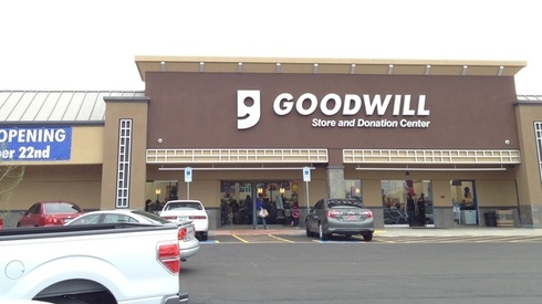 Phoenix board upholds zoning for Goodwill store
