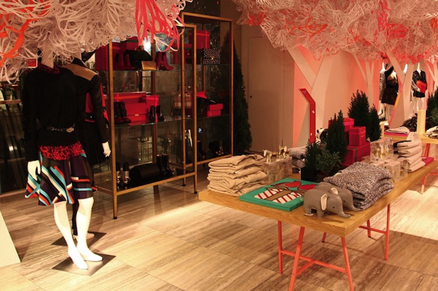 Christmas Catches On In China As Stylish Retail Holiday