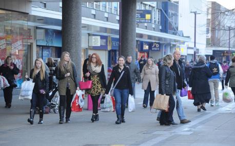 Crowds snap up Boxing Day bargains…and they started queuing from 6am
