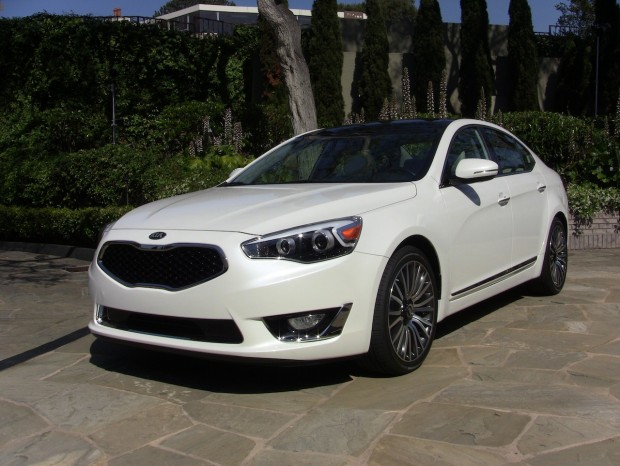 Quick Take: 2014 Kia Cadenza – Attacking Entry Luxury Segment