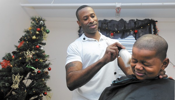 For Odenton barber, shave and a haircut is a way to share self-esteem