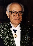 Jeweler Ilias Lalaounis, 93, dies