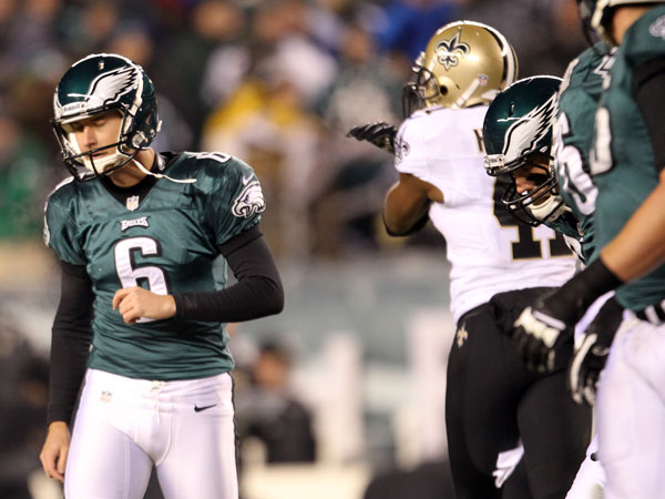 Missed opportunities plague Eagles in loss