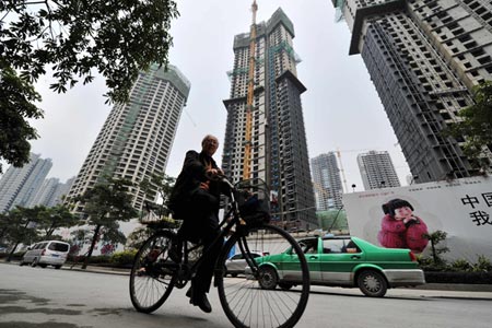 Real estate firms register highest year-end bonuses in China