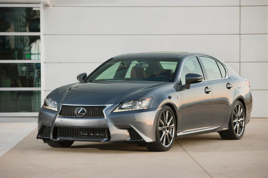 Lexus GS 350 Delivers Ideal Blend of Luxury, Sport and Alluring Design