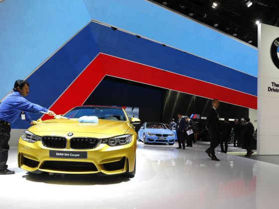 BMW retains luxury-car top spot as 3-series fends off Audi push