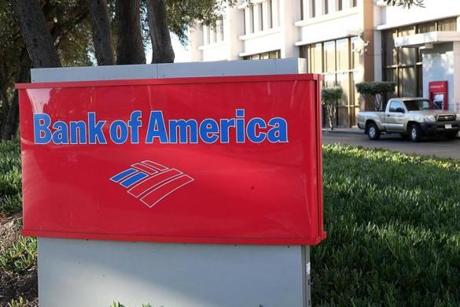 Banks cutting account fees to draw customers