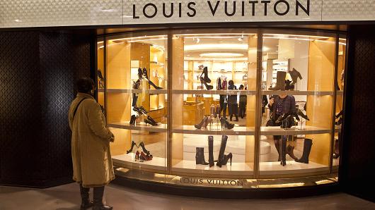 Luxury consumer base to hit 500 million worldwide—study