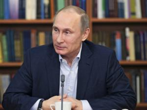 Putin rejects ruble devaluation