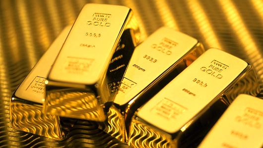 Gold's 'safety' bid may be capped around $1300