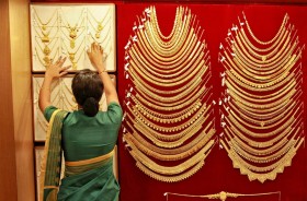 India to Import Less than 500 Tonnes Gold in 2014