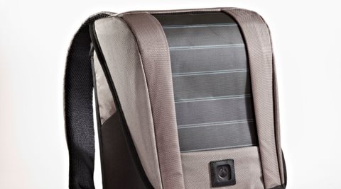 Review Lumos unPlug solar backpack: Better to keep a power bank in the bag …