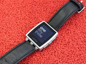 Pebble Steel Review: A Smartwatch You Can Also Wear as Jewelry