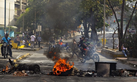 Venezuela violence continues after arrest of Leopoldo López