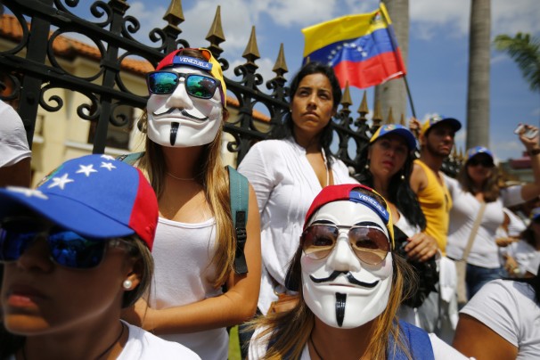 Protests, barricades bring Venezuela's 'Cordial City' to a halt