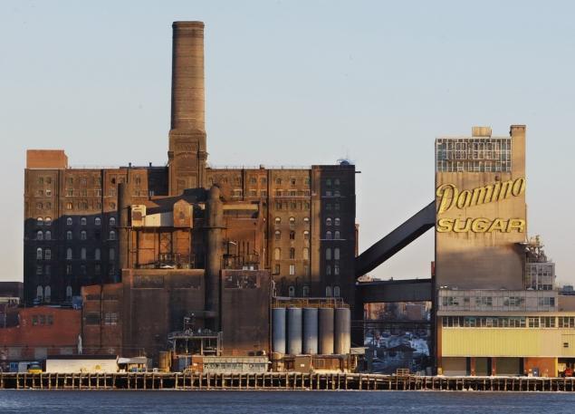 Deal Is Reached on Redevelopment of Brooklyn Sugar Refinery