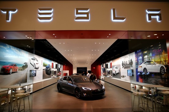 Tesla Stores May Close After New Jersey Blocks Direct Sales (1)