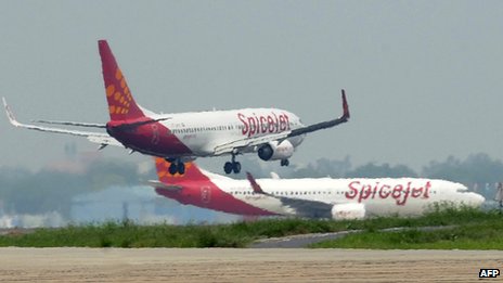 SpiceJet Orders 42 Boeing 737-800 Jets