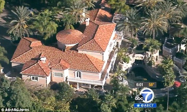 Teenagers charged with causing $1 million damage after breaking into mansion …