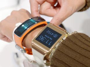 Handset makers say not many takers for wearable devices in India