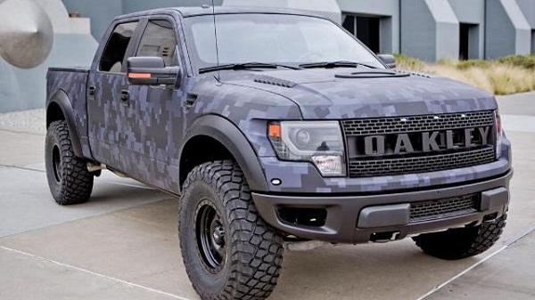 Pro PGA Golfer Shows of His Oakley Sponsored Bulletproof Ford Raptor