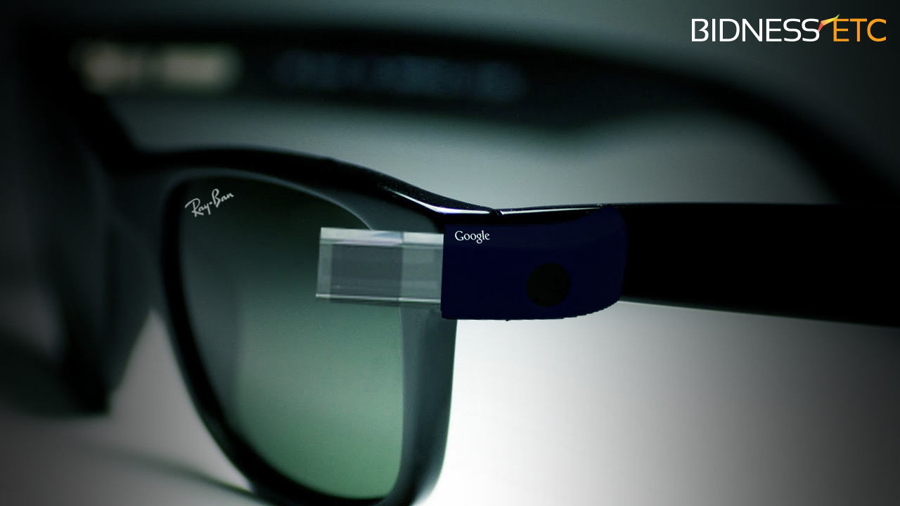 Google Teams Up With Maker of Ray-Ban and Oakley to Develop Google Glass