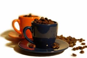 Drinking coffee could cut death risk