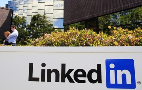 'LinkedIn is transitioning from a display advertising business to a content …