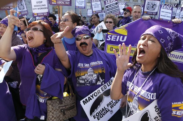 SF tax-day protest marches on Twitter